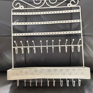 Jewelry organizers